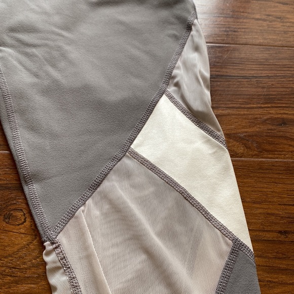 Mid-Rise Mesh Powerhold Fabletics Legging - Picture 2 of 7